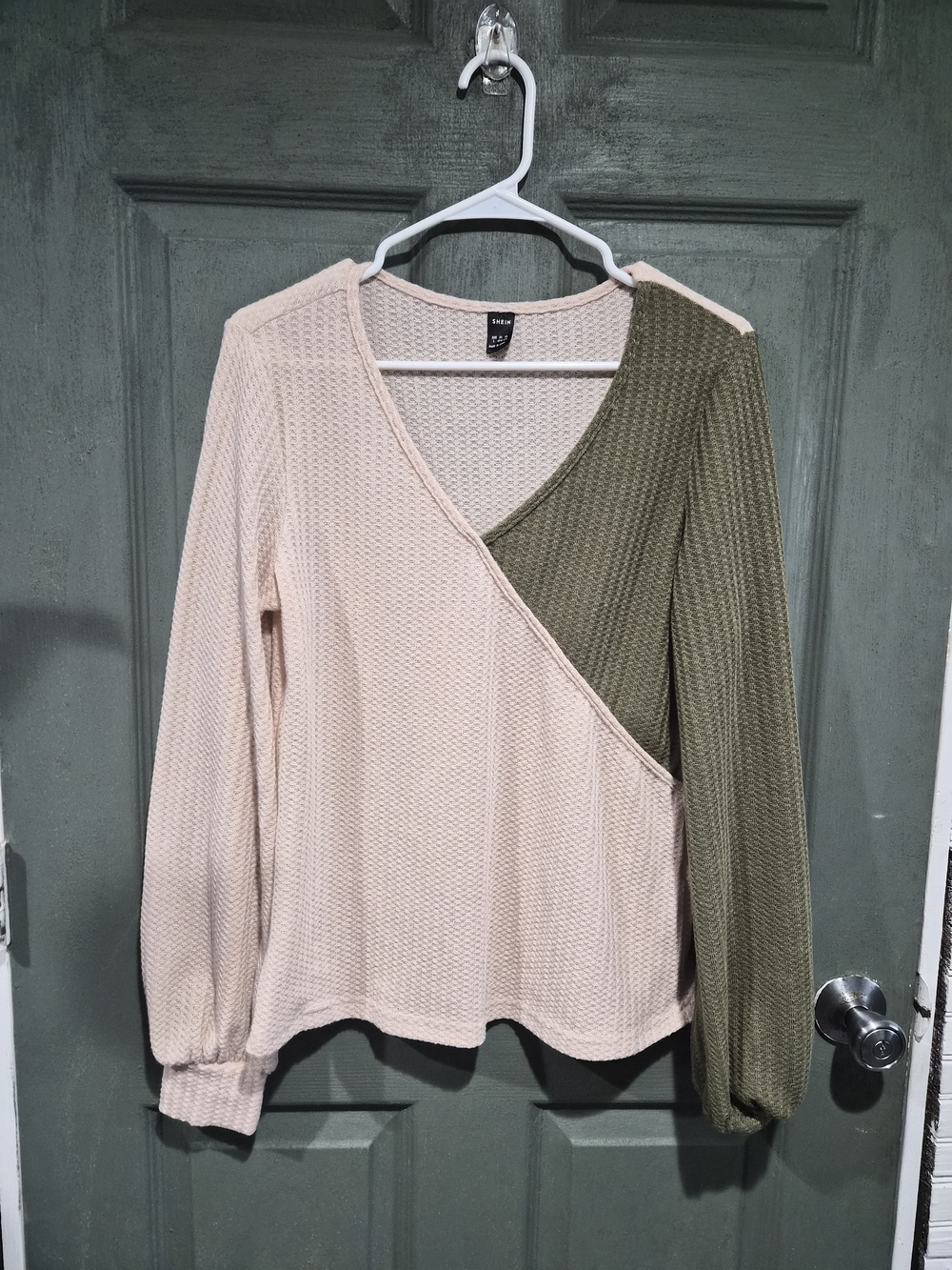 SHEIN Two-Tone V-Neck Waffle Knit Sweater - Blush & Olive